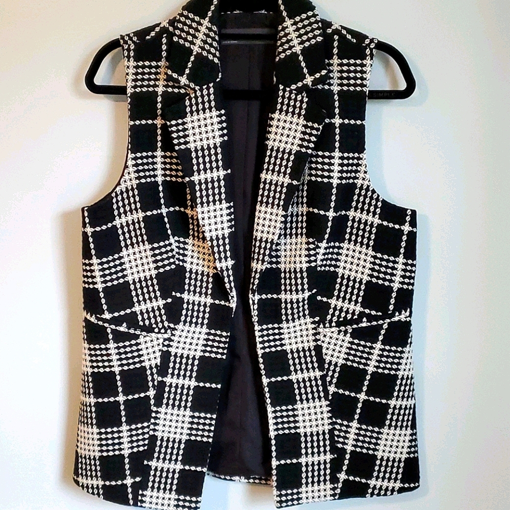 Limited plaid vest